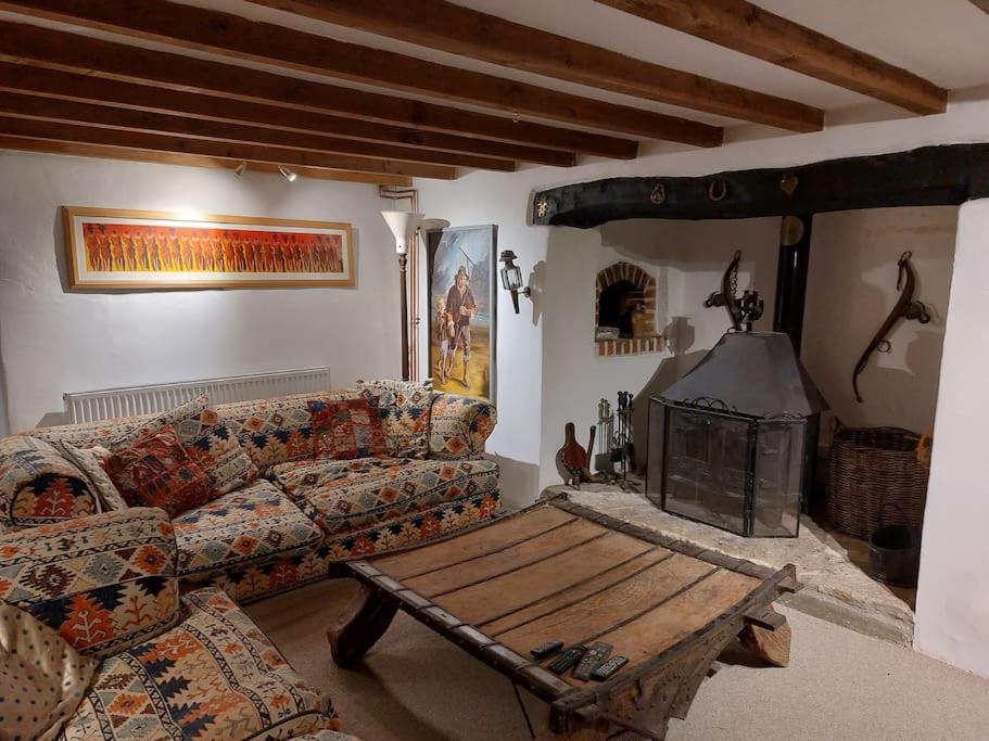 Stable Cottage - Sleeps 6, Near Lulworth Cove Dorchester Exterior foto