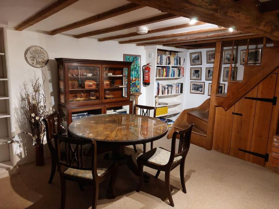 Stable Cottage - Sleeps 6, Near Lulworth Cove Dorchester Exterior foto